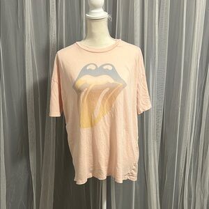 Pink Distressed Graphic Rolling Stones T-Shirt Size Medium